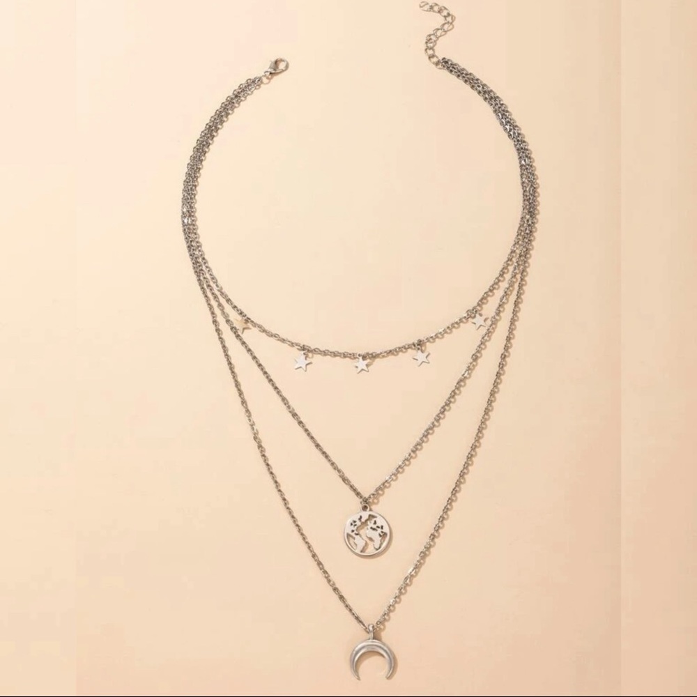 3/$30 🤍 Multi Layered Charm Necklace - Picture 4 of 4